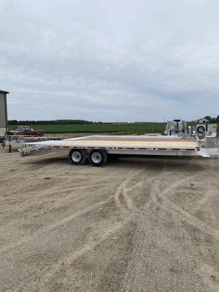 2025 Millroad 8x25 Deckover Equipment Hauler - Image 2