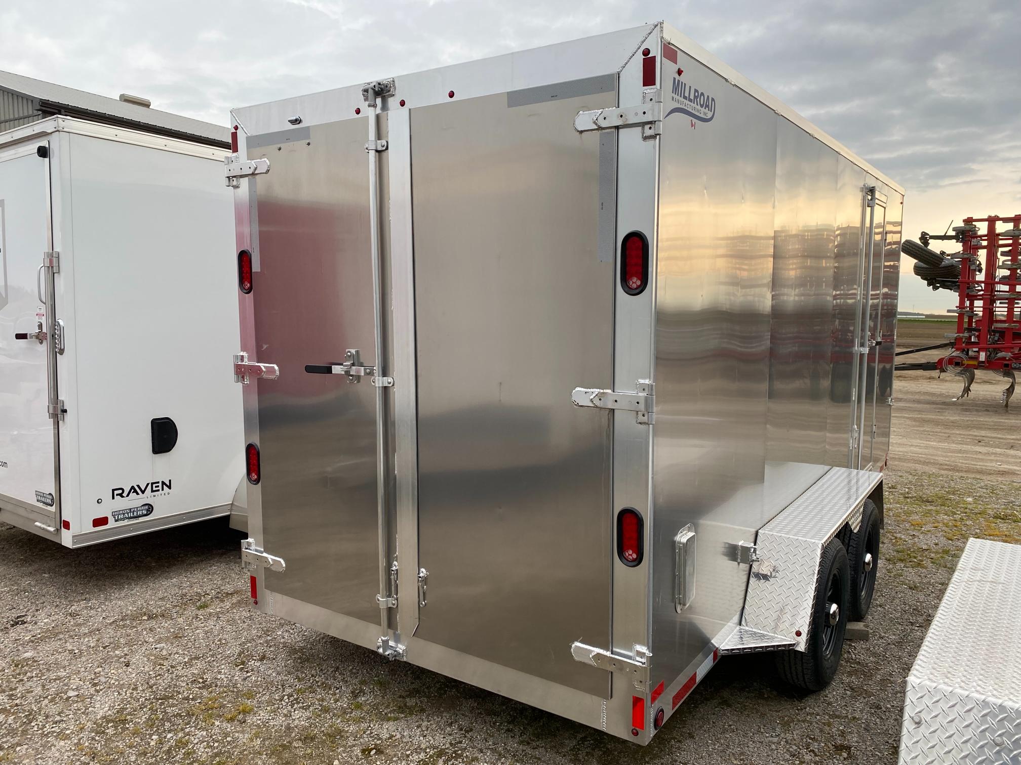 2026 Millroad Aluminum Enclosed Trailer 79.5"x16' - Image 3