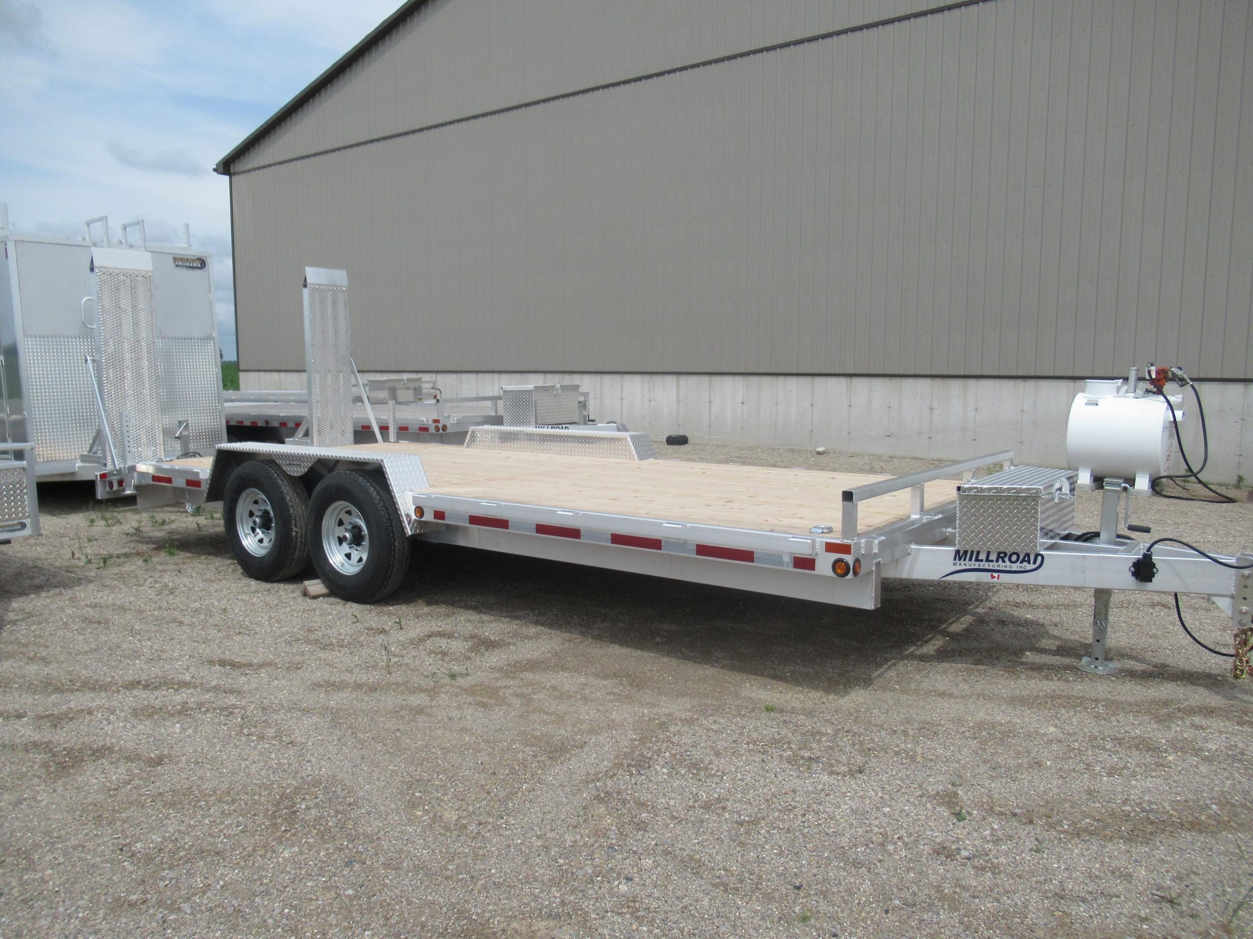 2026 Millroad Aluminum Utility Trailer CANADIAN MADE - Image 4